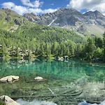 B&B Berninapass Poschiavo Panorama Bed & Breakfast
